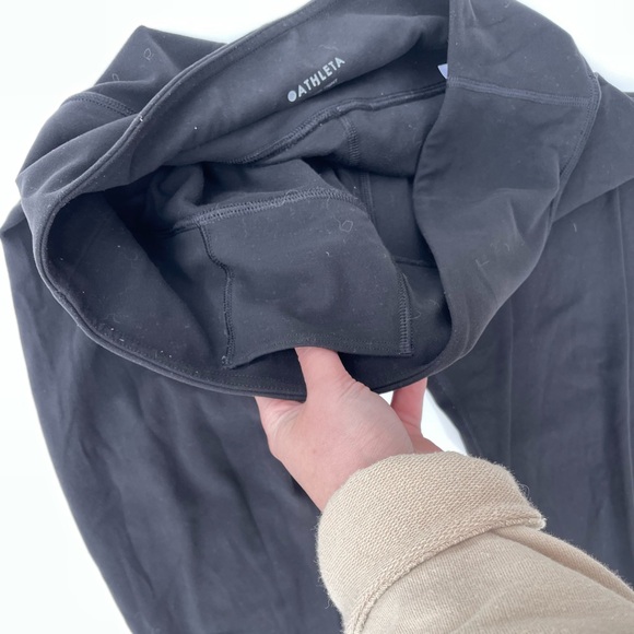 Athleta bestselling Elation leggings buttery soft - Picture 6 of 9